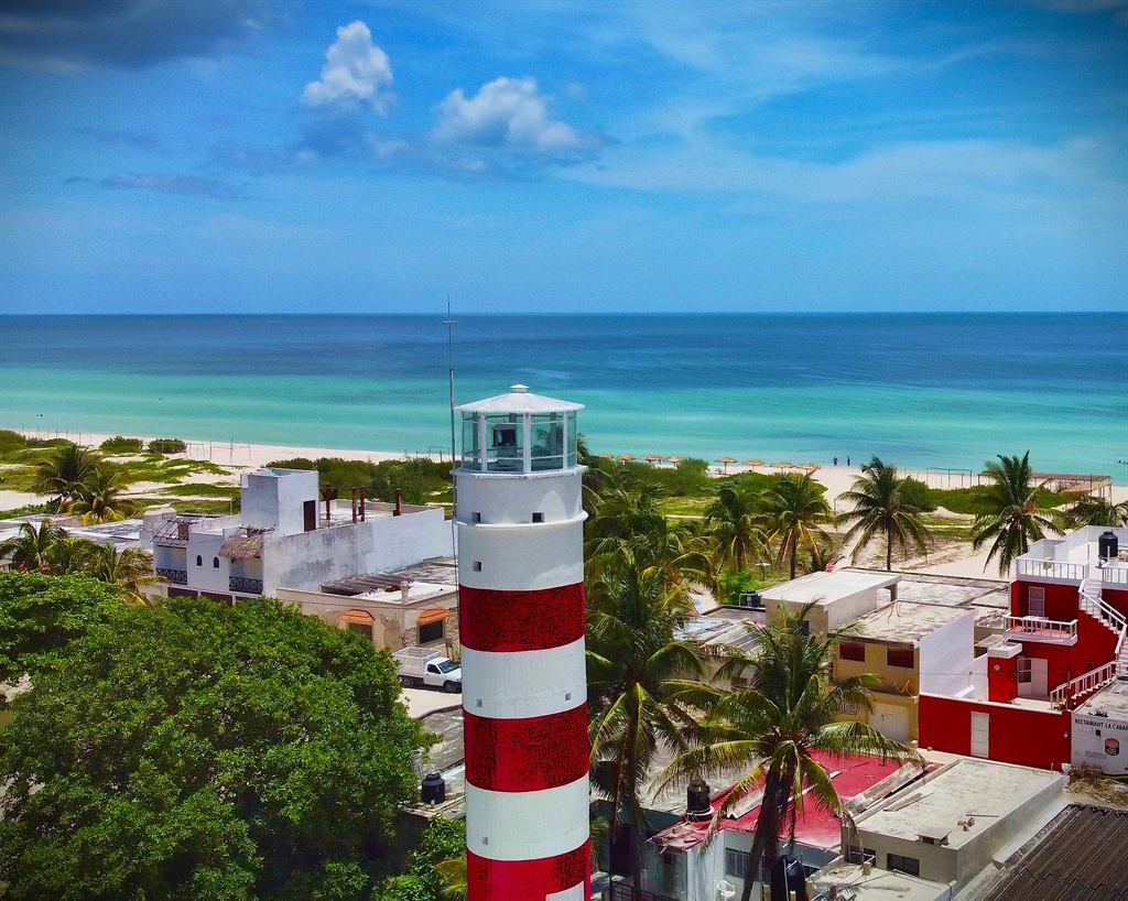Panorámica 360° aérea de Sisal, Yucatán