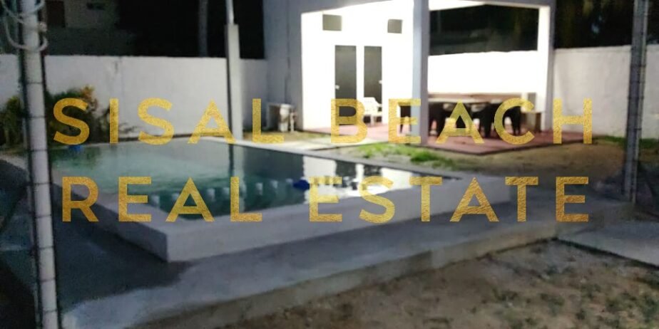 Casa en venta en Sisal Yucatán segunda fila dentro de terreno de 32x19m gran patio con alberca