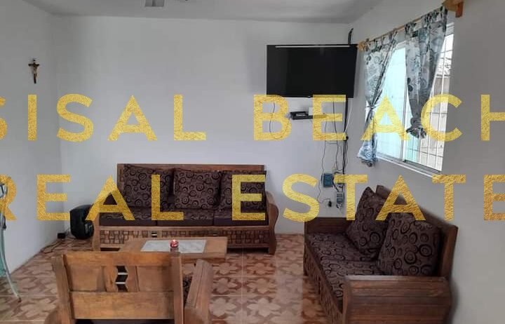 Casa en venta en Sisal Yucatán dentro de terreno 10x30m con alberca y patio