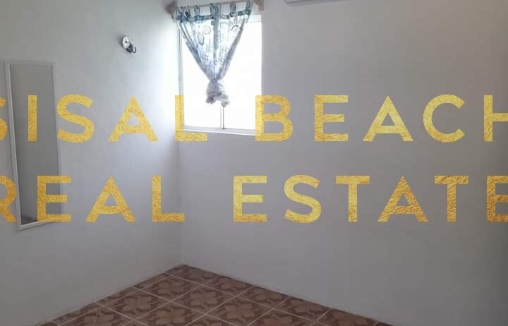 Casa en venta en Sisal Yucatán dentro de terreno 10x30m con alberca y patio