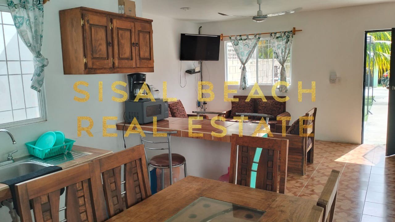 6-Casa-en-venta-en-Sisal-Yucatan-en-terreno-de-11×30-con-alberca-y-patio