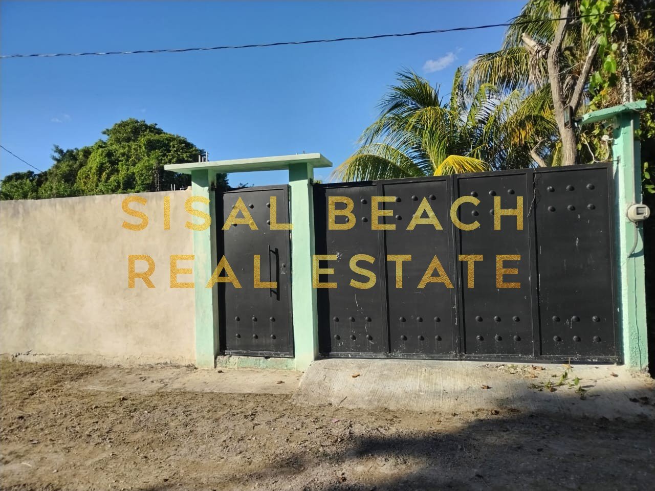 7-Casa-en-venta-en-Sisal-Yucatan-en-terreno-de-11×30-con-alberca-y-patio