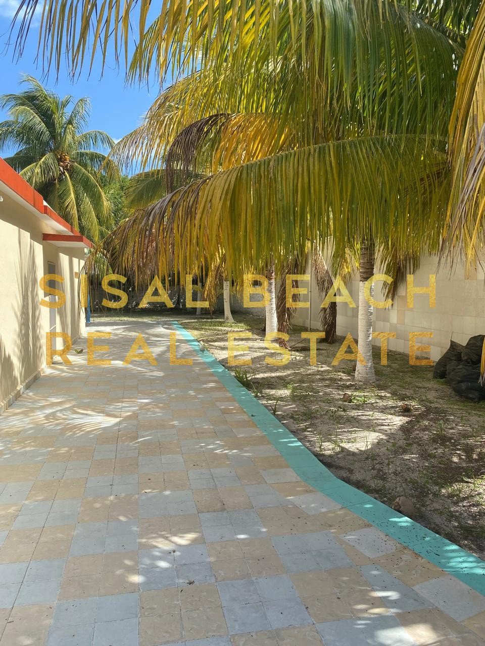 Casa en venta en Sisal Yucatán dentro de terreno de 20x40m c
